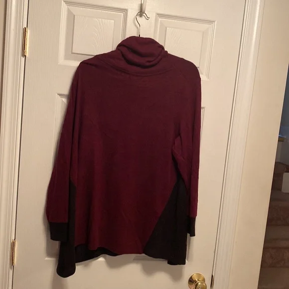 NWOT Verve Ami Maroon/Black Sweater…size 1X - Picture 2 of 4